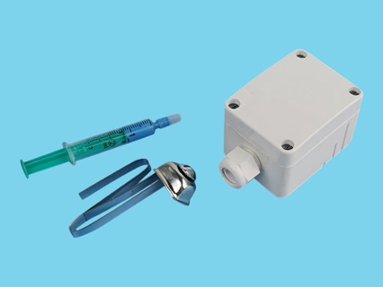 Water temperature sensor with clip binding